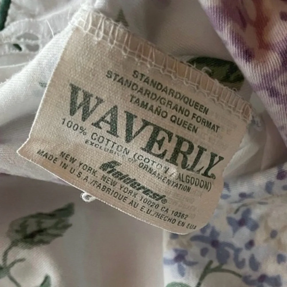 Set of 2 Vintage Waverly Lilac Floral Fabric White Eyelet Ruffle Standard Queen